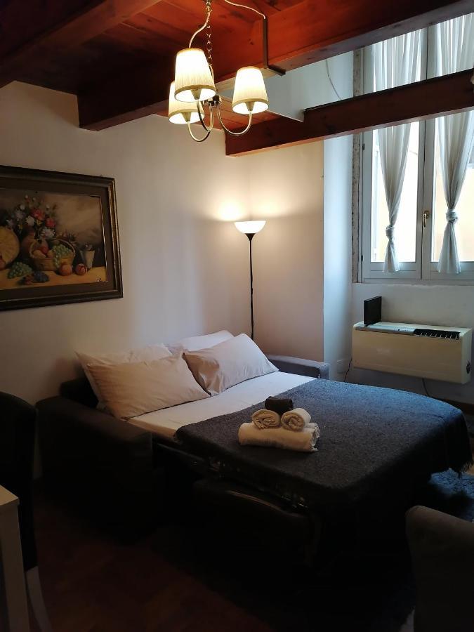 Coronari 45 Apartment Рим Екстер'єр фото